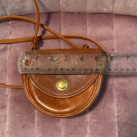 Vintage Coach mini Brown Leather Crossbody Bag - Picture 8 of 9